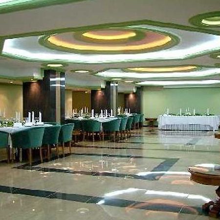Hotel Diplomat Bukarest Restaurant foto